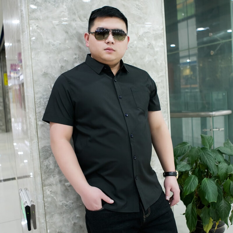 8820黑色有口袋 175 体重130至150斤左右