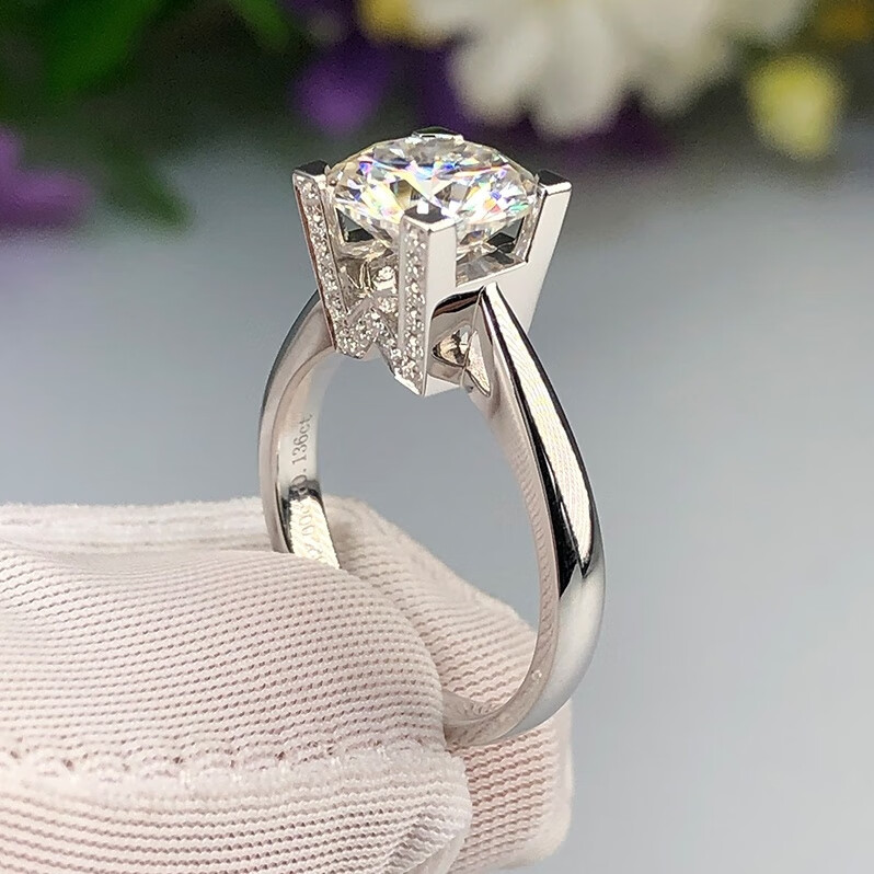 世纪约定hw莫桑石钻戒女钻戒时尚个性戒指结婚订婚戒指送女友生日礼物