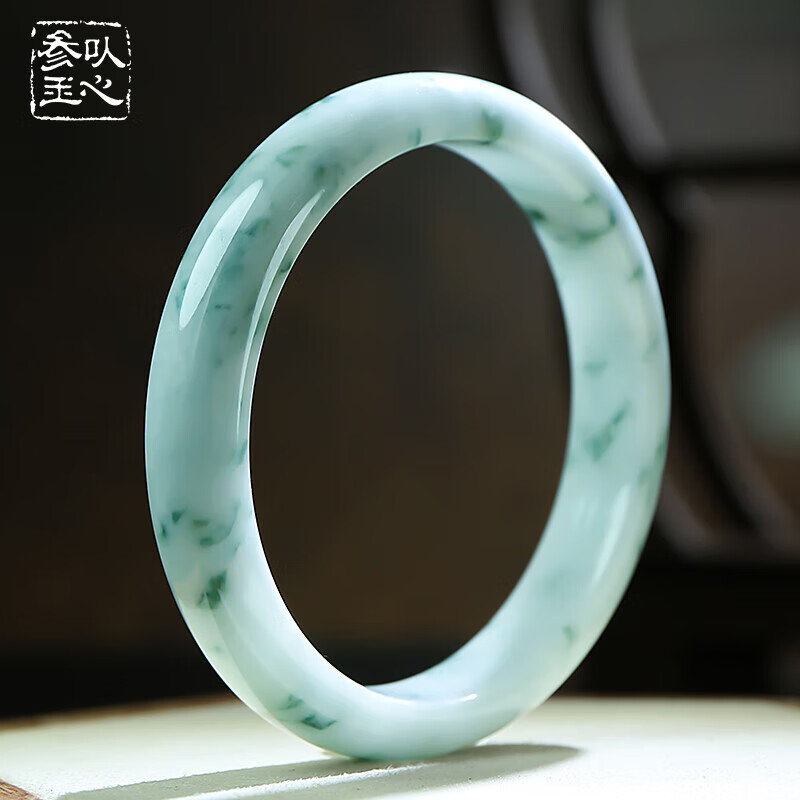 您是否想知道这款手镯的尺寸和重量？适合哪种手腕？插图