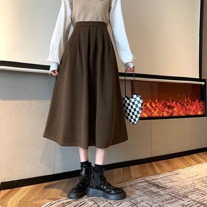 多闵春秋显瘦高腰a字直筒裙毛呢伞裙半身裙秋冬女2023新款高腰复古百