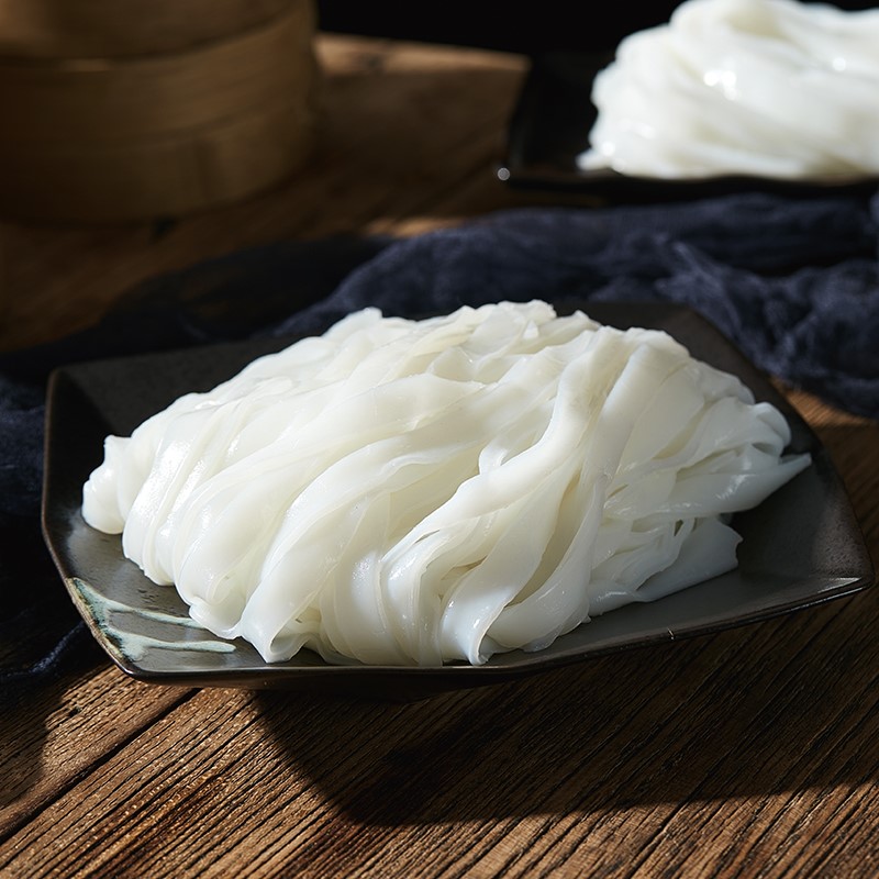 【清凉一夏】广东美食养点新鲜河粉家常菜炒河粉速食 220g鲜粉1包