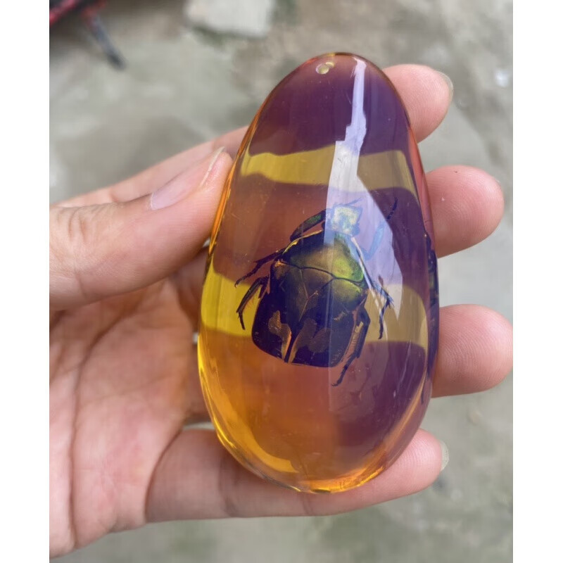 侨沁人工琥珀吊坠真昆虫标本文玩虫珀手把件螃蟹蝎子蝴蝶甲壳虫挂坠