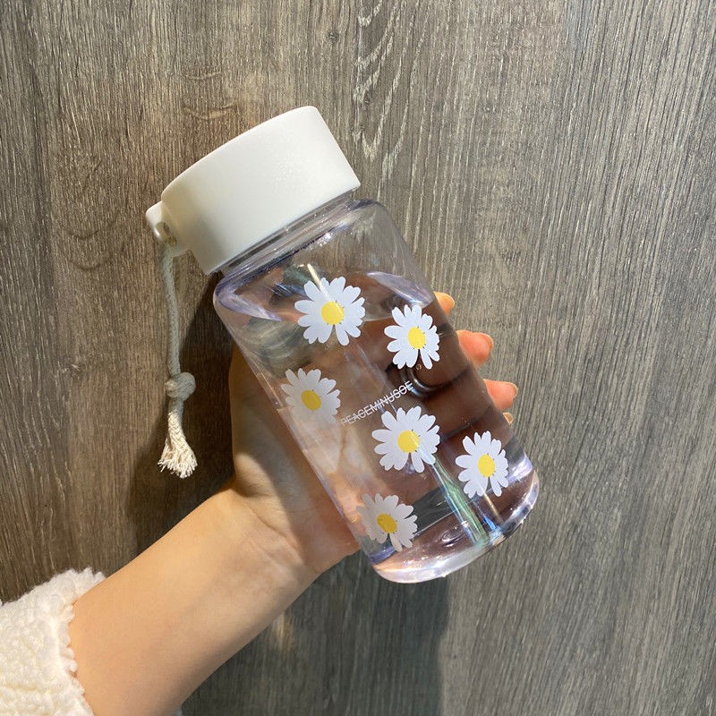 小雏菊塑料水杯女男学生韩版杯子便携ins创意小清新潮流茶杯 透明款（六朵花）550ML 单杯子