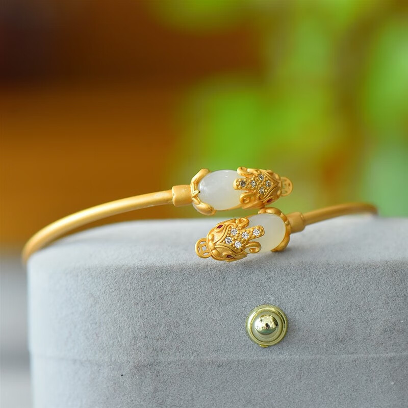 馥兰缇古法金镶嵌和田玉白玉纳财貔貅精美手镯玉镯送证书