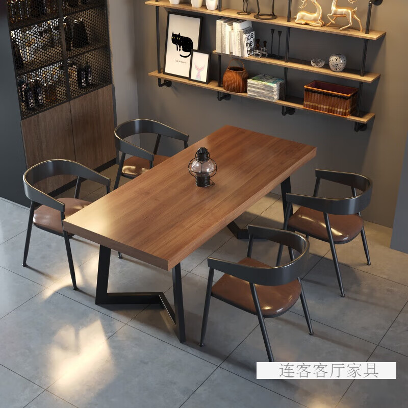 财迎复古小酒馆工业风酒吧咖啡烧烤店餐馆主题西餐厅实木餐桌 一桌四