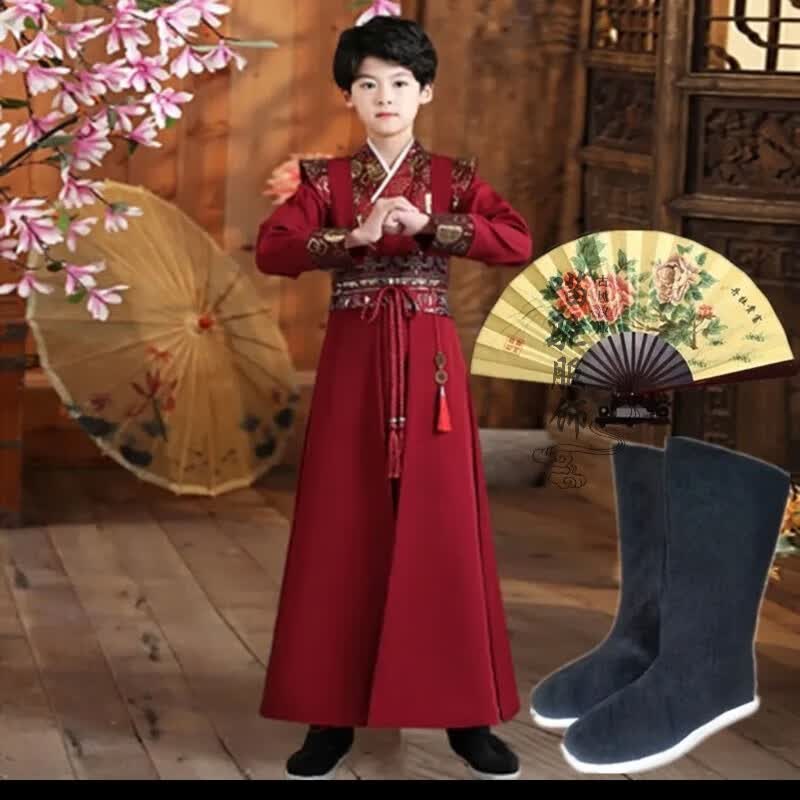 喵驼儿童汉服男童汉服男童唐装古装儿童汉服男中国风儿童少爷学生汉服 红色+扇子+靴子 120cm属于什么档次？