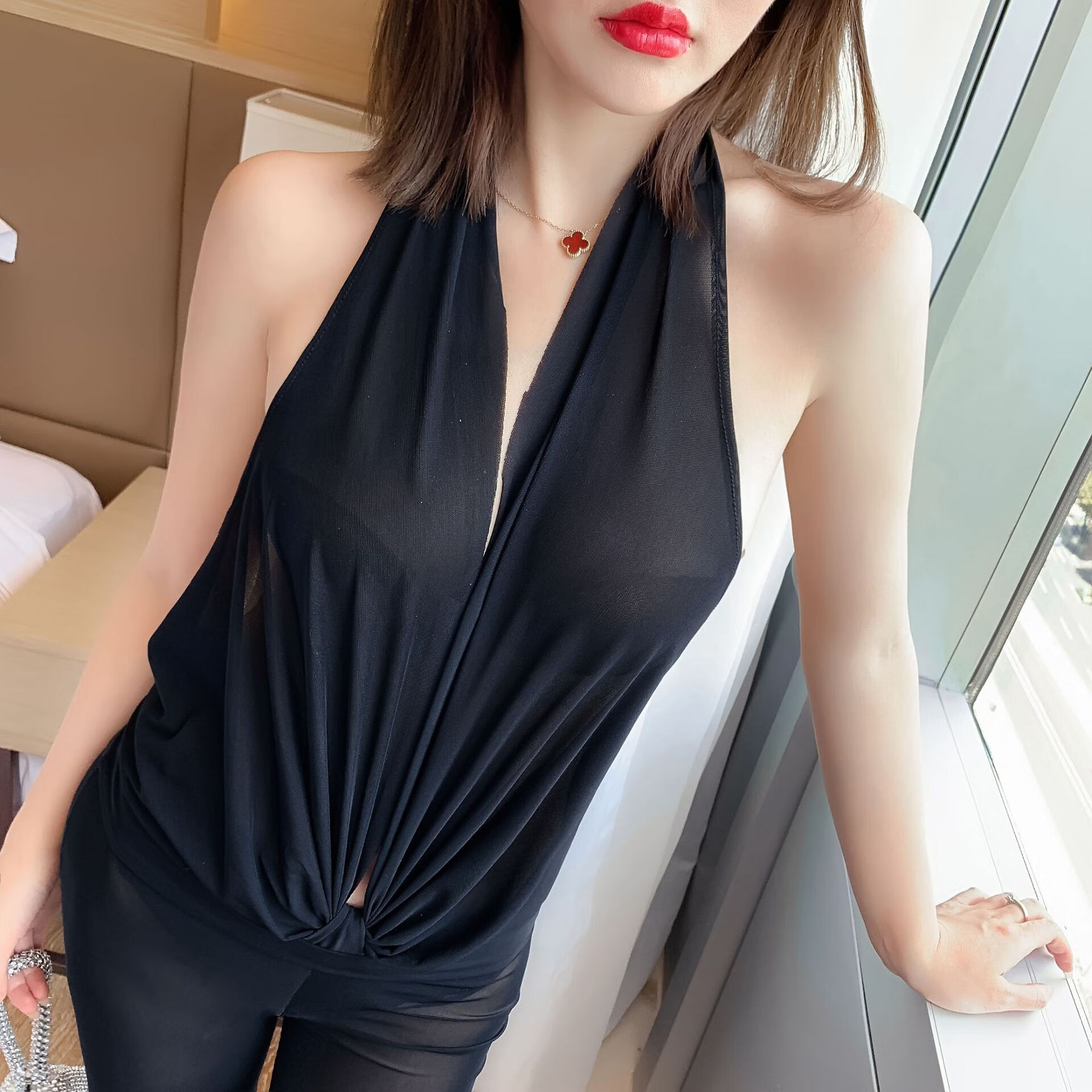 性感情趣女装性感透视夜店桑拿技师露背连体裤低胸大v领挂脖工作服