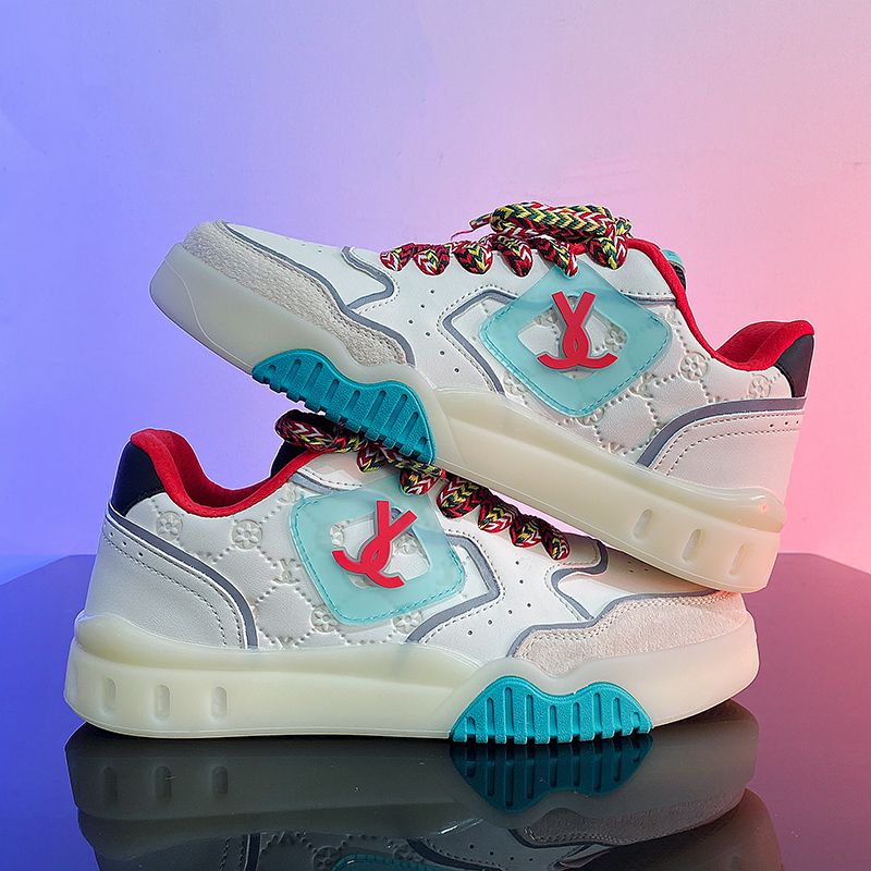 麦磊暴力熊鞋子情侣板鞋帅气潮鞋舒适透气男女款运动休闲鞋韩版潮的