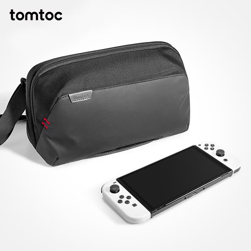 tomtoc Switch OLED收纳包Arccos系列多功能出行收纳保护包游戏机收纳包卡带收纳摇杆保护  曜石黑 怎么看?