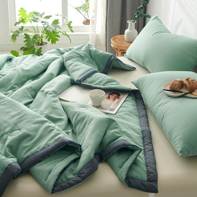 多喜爱家纺可水洗空调被大豆纤维夏薄被可机洗夏凉被夏被床上用品 亲肤水洗20%大豆纤维夏被(绿) 229*230cm 1.8米床