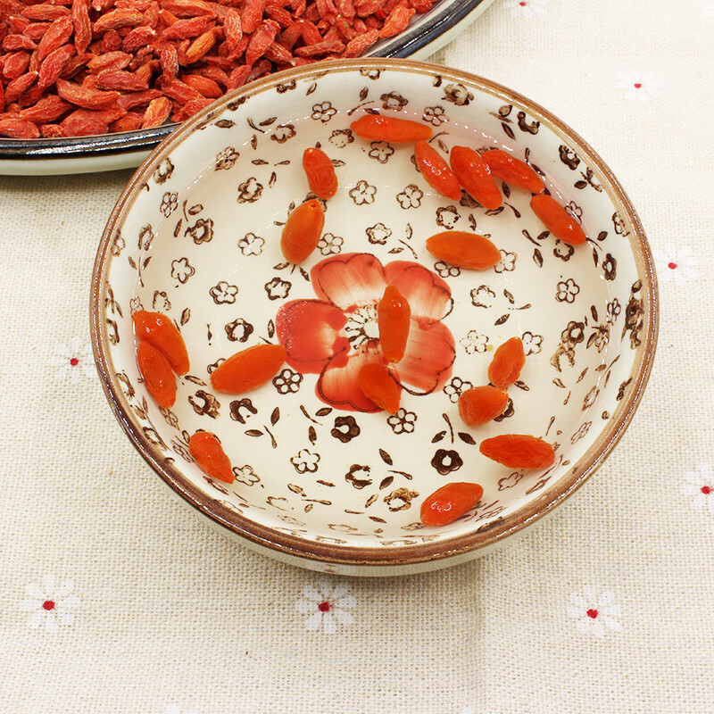 产地源头宁夏中宁枸杞子散装批发无硫红枸杞500克装大枸杞 220粒一级一斤装