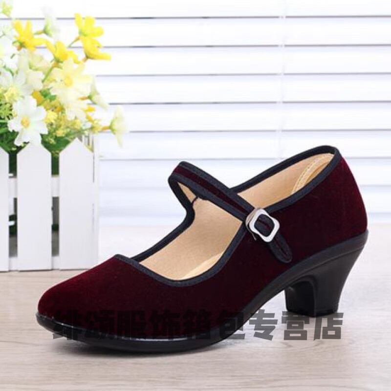 芊恋奾老北京布鞋女广场舞蹈鞋绒面礼仪鞋高跟工作鞋轻底黑平绒鞋 酒