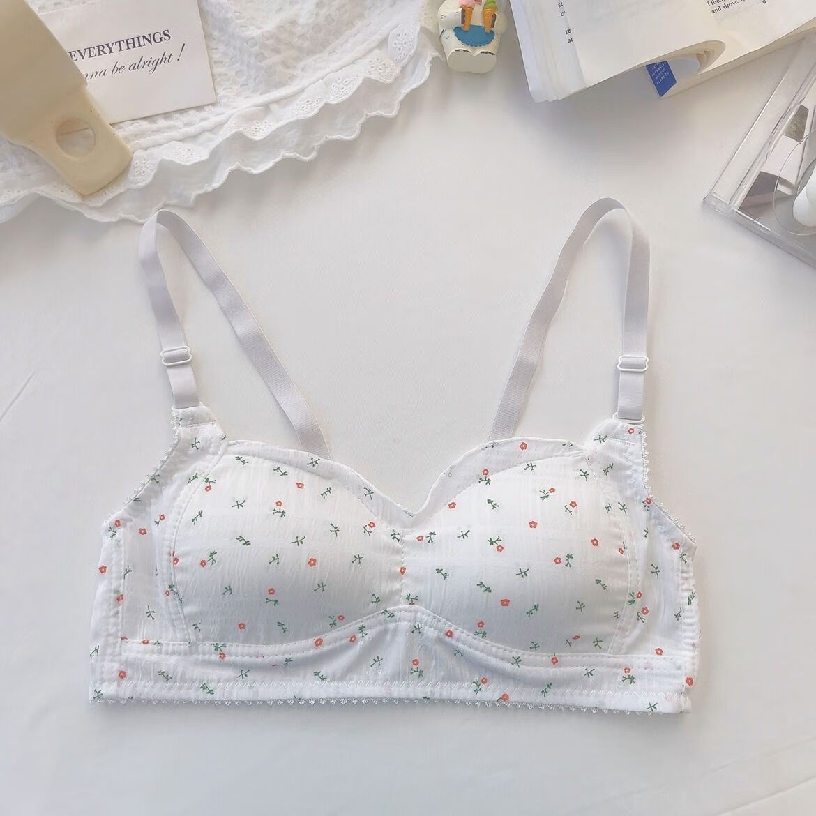 云雁细锦少女12-16岁发育期背心内衣内衣女高中生小碎花甜美少女聚拢
