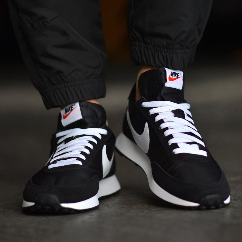 耐克(nike)男子复古华夫跑步鞋新款sacai透气轻便缓震休闲鞋街头潮流