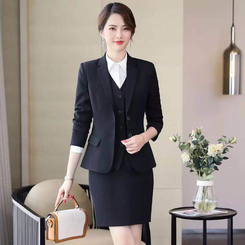 凡摩乔秋冬高档小西装外套女长袖码标准型显瘦职业时尚套装正装女