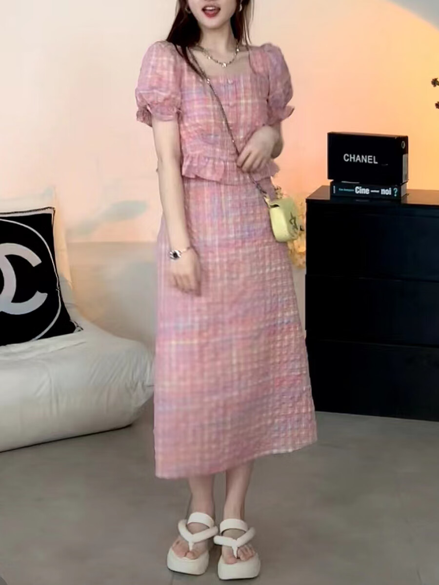 狮奥利兴junjun草莓甜心短袖半裙两件套装肌理感泡泡袖甜美上衣軛閼