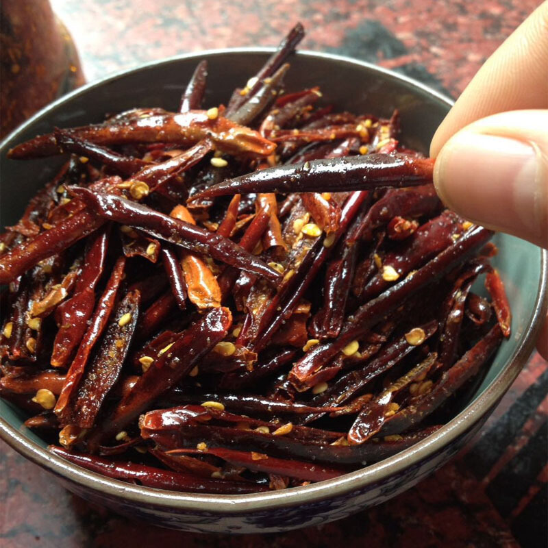 虎钢馋贵州黔东南油炸辣椒丝零食香脆椒麻辣羊肉粉小辣椒配套辣椒丝