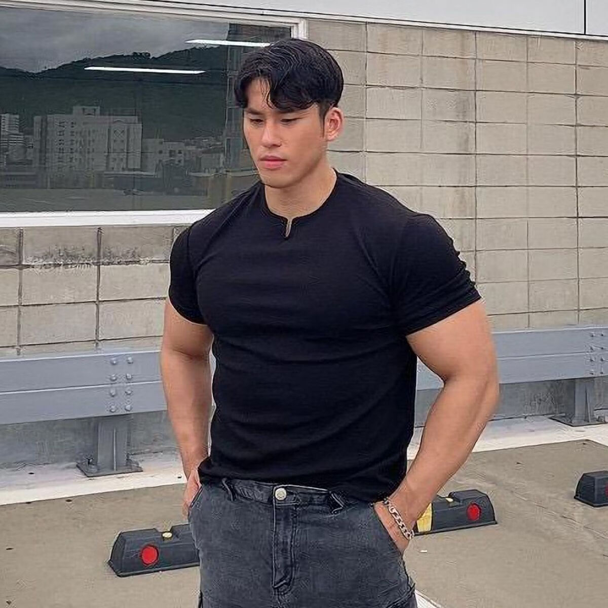 锦竞胖子短袖t恤男宽松大码超大号2023款夏季v领肌肉健身休闲运动弹力