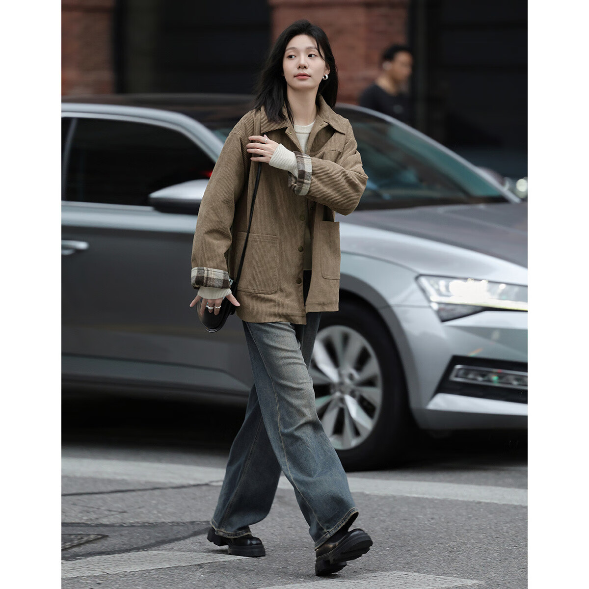 德瑪納【卡其燈芯絨外套】冬款袖口拼接格紋設(shè)計(jì)棉外套女