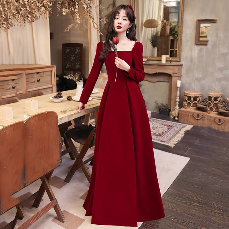 诺丽缇方领新娘敬酒服冬季2022新款气质结婚酒红色丝绒晚礼服长袖连衣裙 酒红色长款 XXXL属于什么档次？