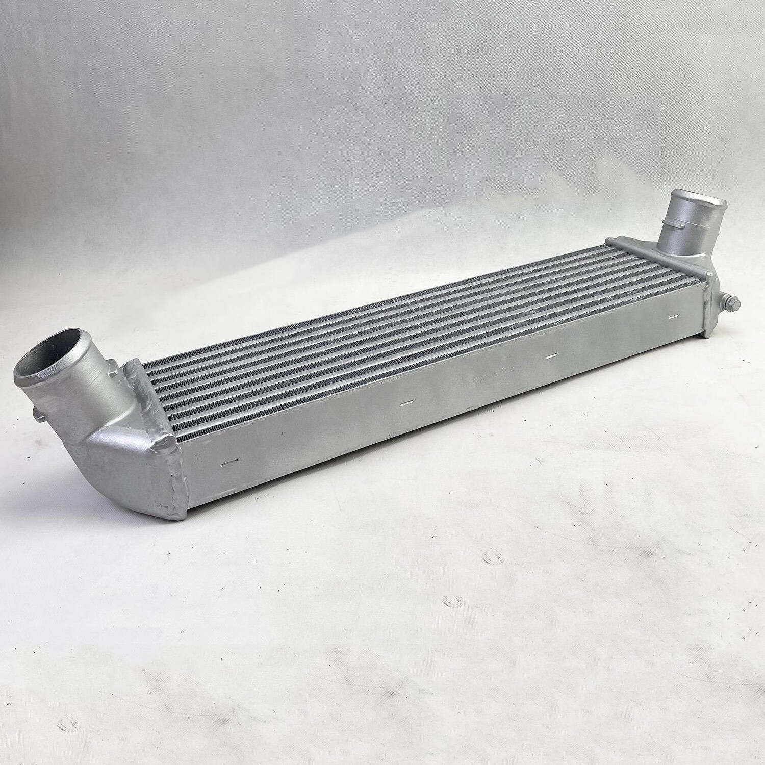 修衡福田图雅诺es中冷器总成小水箱水冷中冷器散热器进气冷却器 原厂