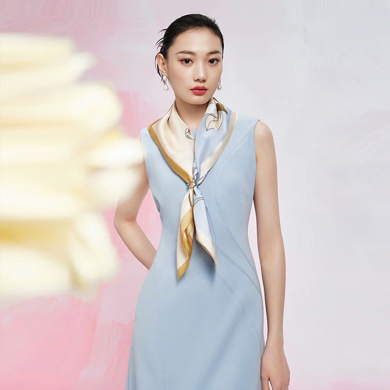 万事利桑蚕丝真丝丝巾女中方巾送妈妈长辈丝绸生日礼物礼盒-玉兰赋75cm