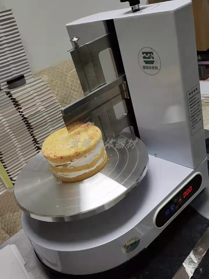 山头林村生日蛋糕半自动抹胚机  生日抹胚机奶油抹面机立体胚奶油涂抹