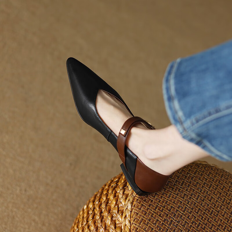 蓝马公主 全皮柔软平底皮鞋单鞋女鞋新款春夏百搭一字扣带尖头踩跟鞋