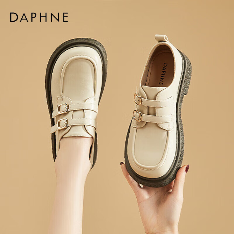 达芙妮单鞋女英伦风小皮鞋复古圆头乐福鞋女鞋子4023101132 米色 40
