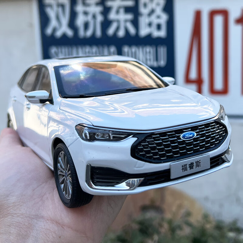 joymine1:18原厂汽车模型 长安福特新一代家轿 全新福睿斯 仿真合金