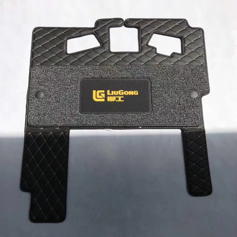 挖掘机脚垫柳工920e 9075e 910e 922e 913地毯驾驶室踏脚踏垫配件 黑
