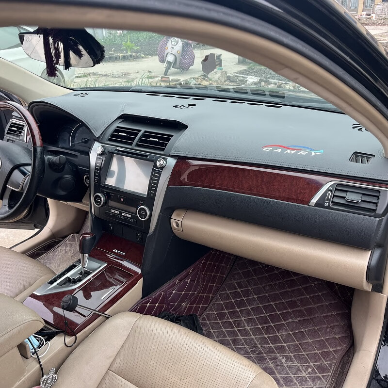 上山豹专用于12-17款丰田七代凯美瑞避光垫汽车中控仪表台防滑隔热