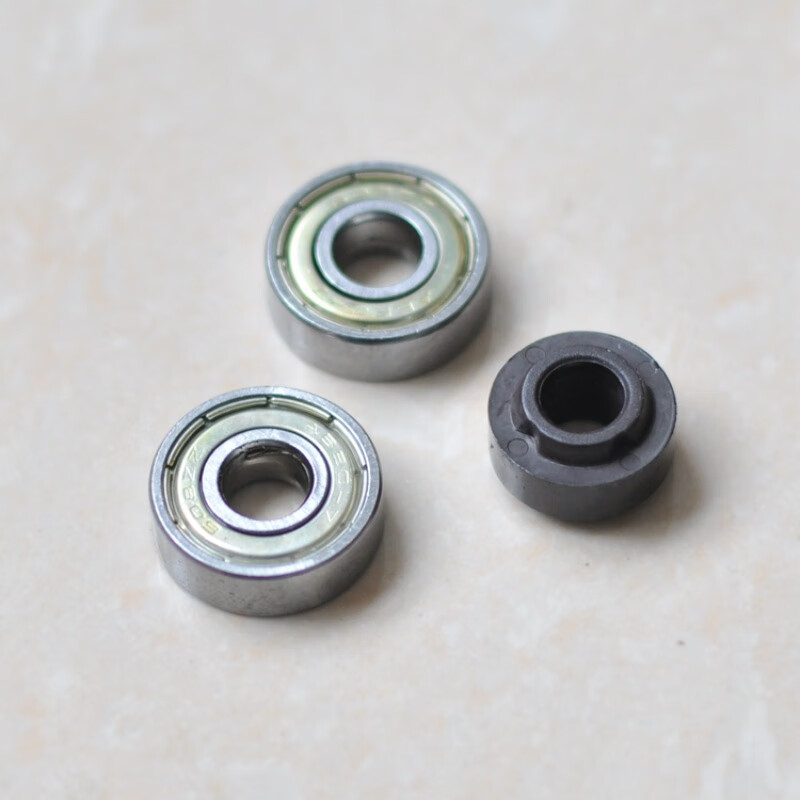 dcw 儿童滑板车轴承配件前轮后轮小孩扭扭车摇摆车玩具车轮子零件大 2