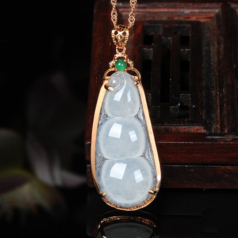 执玉珠宝 翡翠吊坠18k金镶冰糯种翡翠四季豆玉坠玉石挂饰