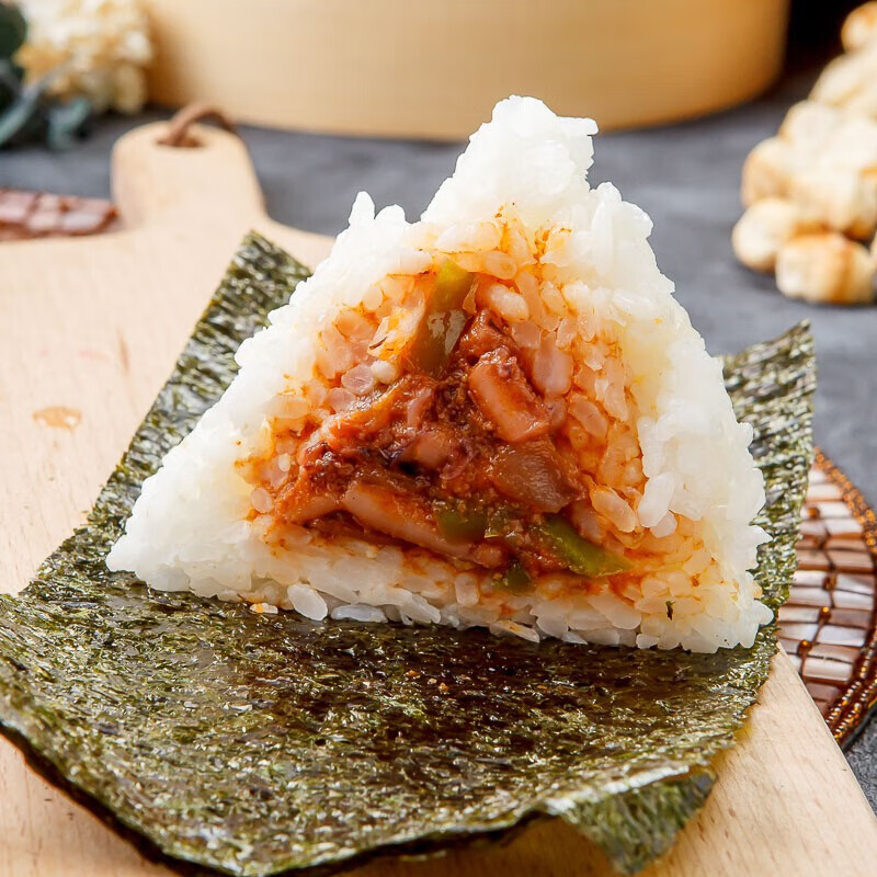 京鲁远洋饭团罗森便利店三角饭团即食金枪鱼微波炉食品速食早餐