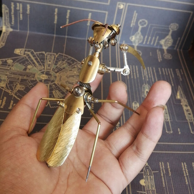 机械昆虫大对决螳螂图片