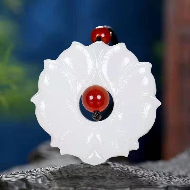 春龙阿富汗羊脂白色玉吊坠宝相花玉佩玉坠毛衣链女款宝莲花挂件项链