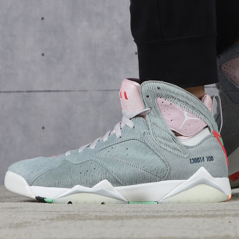 耐克(nike)男鞋新款air jordan 7 aj7兔八哥舒适耐磨篮球鞋ct8528-002