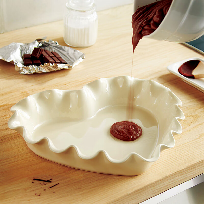 Emile Henry法国进口北欧陶瓷创意心形菊花派盘 烤箱用焗饭盘烘焙模具家用 黏土色