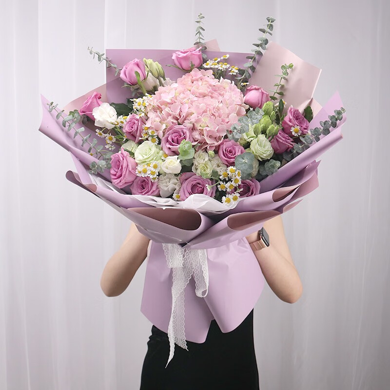 艾斯维娜鲜花速递玫瑰混搭花束生日礼物全国同城花店配送 紫玫瑰绣球混搭花束
