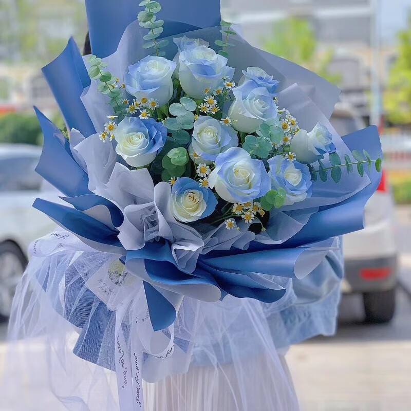 花语雅韵七夕鲜花速递碎冰蓝玫瑰送女友生日礼物求婚全国同城配送 11