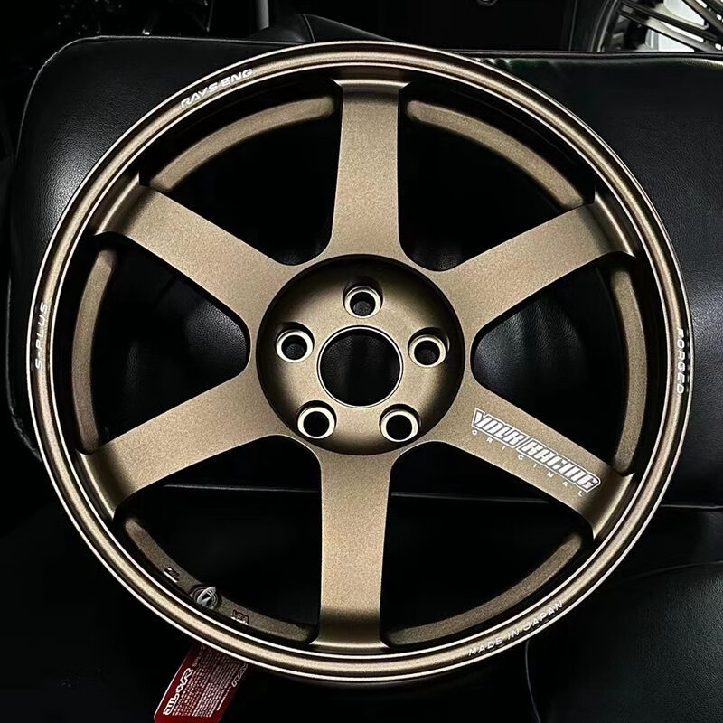 raysracing轮毂 te37 saga 18寸锻造 日本进口 适用于奥迪高尔夫cc