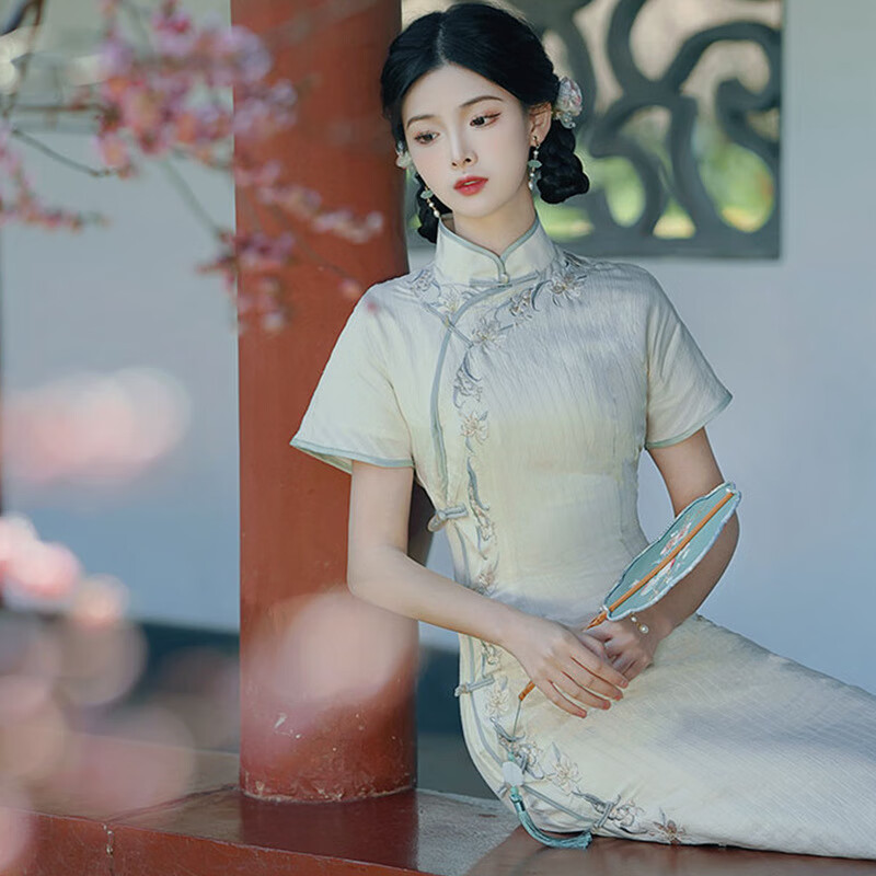 应否旗袍2023夏季新款民国风中式复古年轻款旗袍绣花修身显瘦旗袍裙子