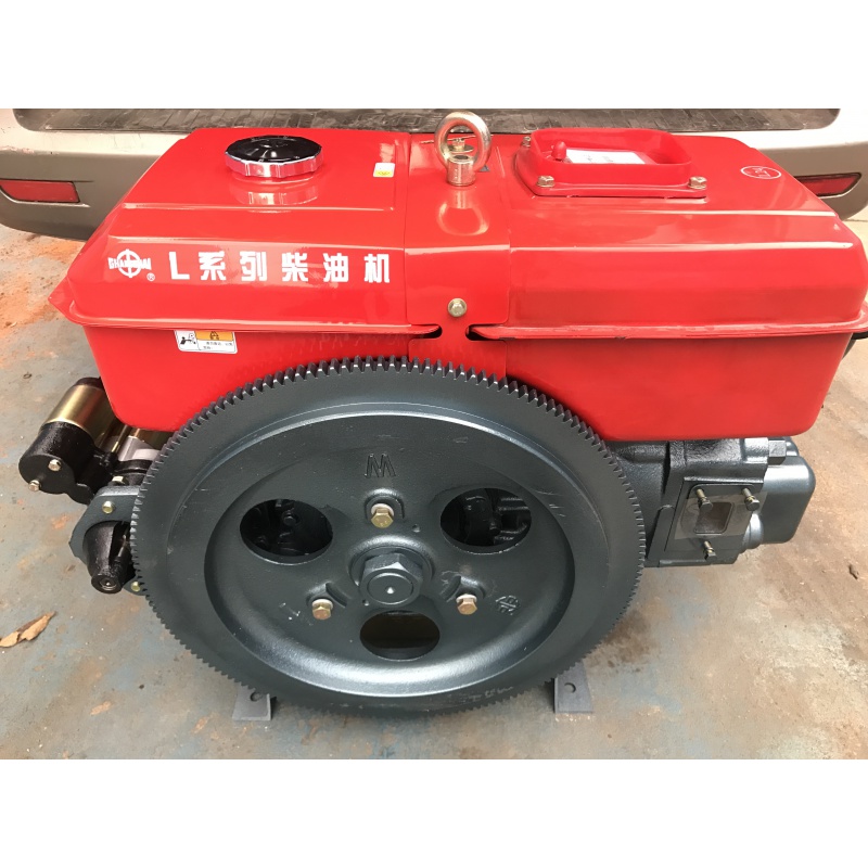 常柴重载型l28马力单缸水冷柴油机手摇扁水箱 电启动