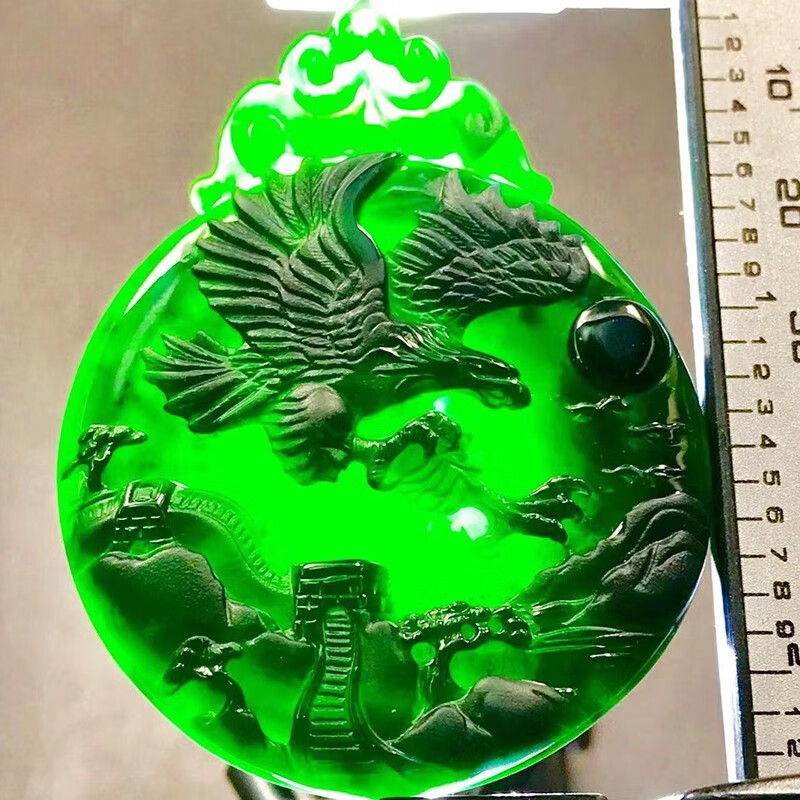 查翡翠吊坠京东历史价格|翡翠吊坠价格走势