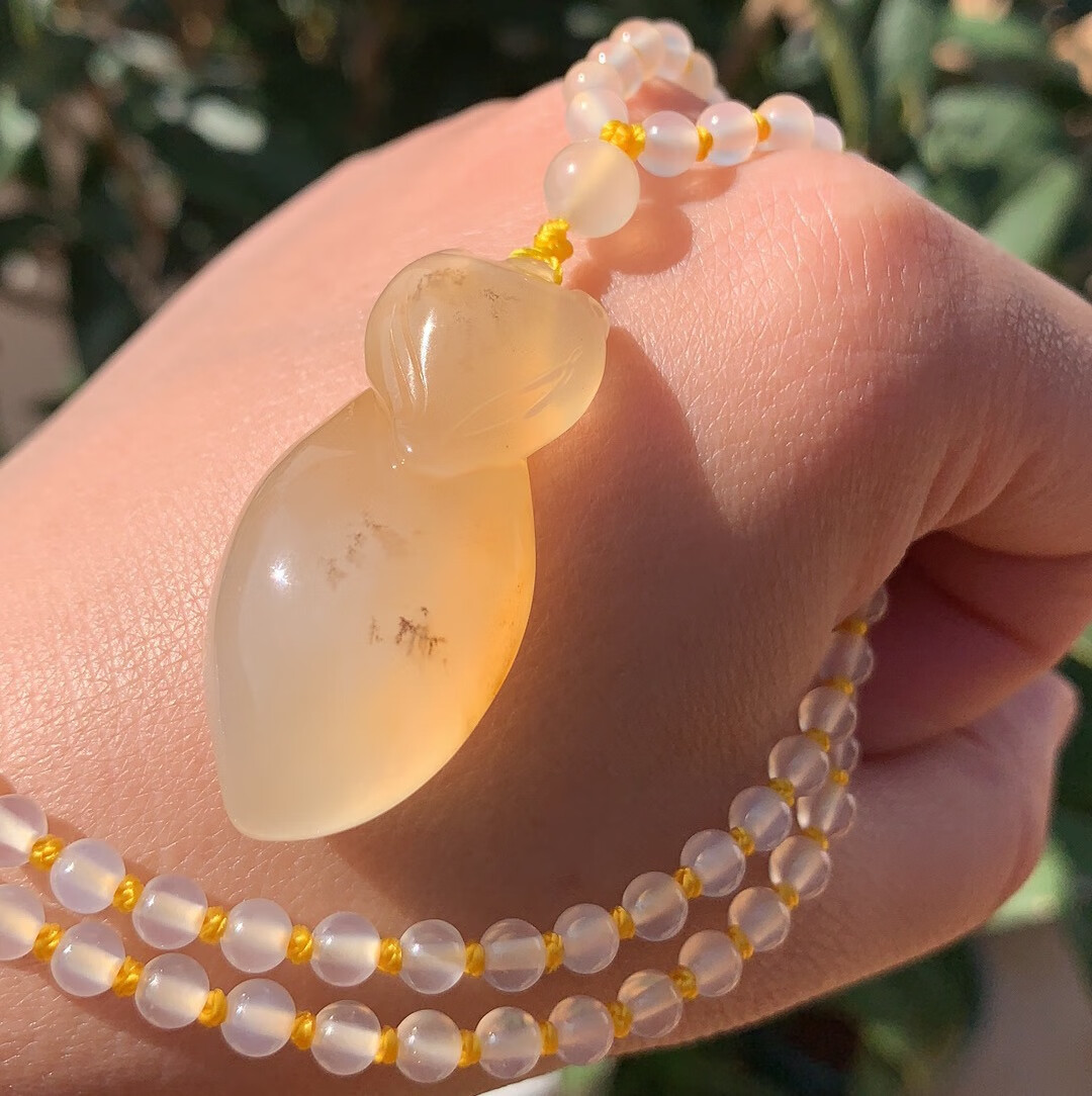 宝钰(k&k)把黄龙玉冰种水黄草花小狐狸毛衣链挂件证书人气新