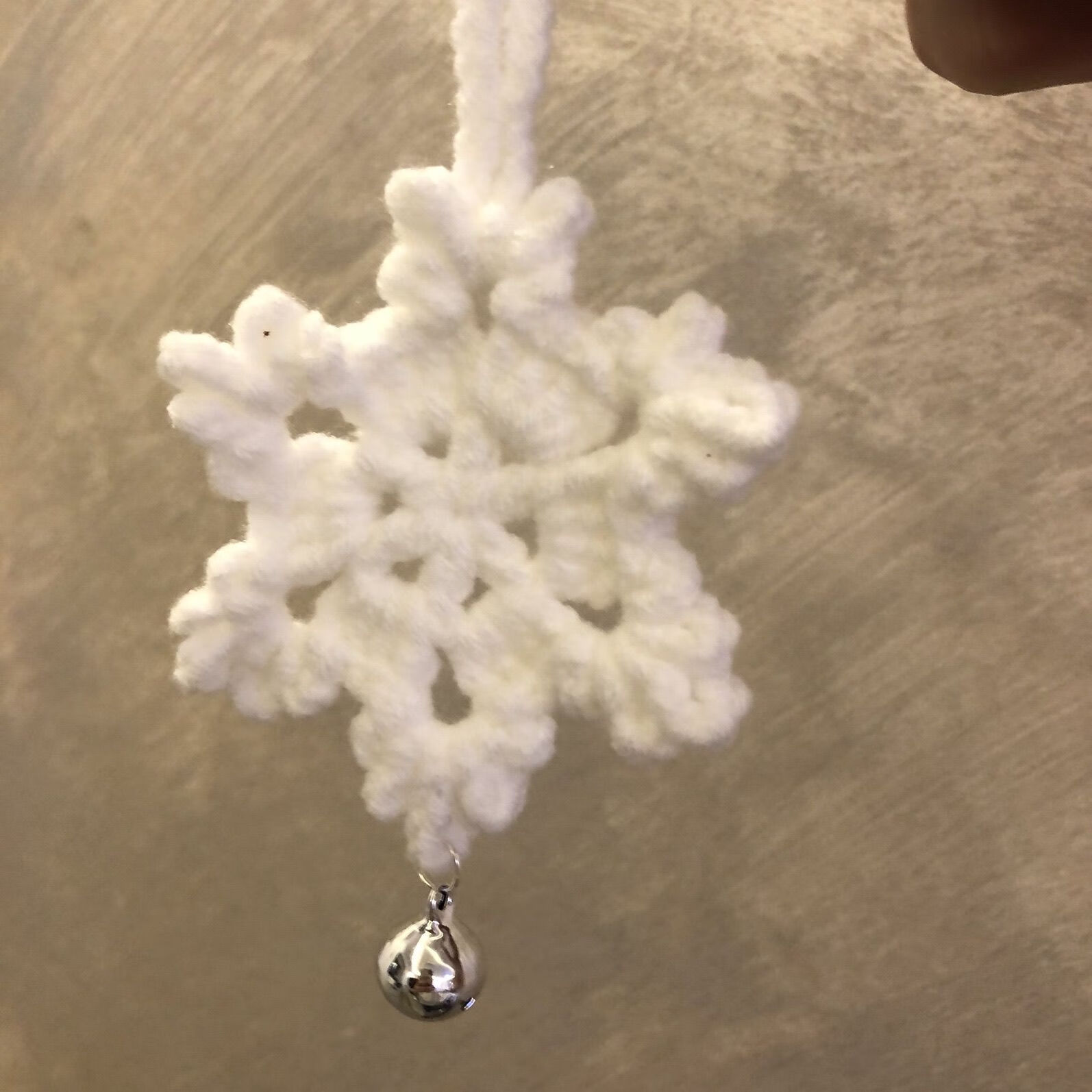加你冬天的片雪花手工diy钩针毛线编织自制男女友闺蜜包包挂件 一片