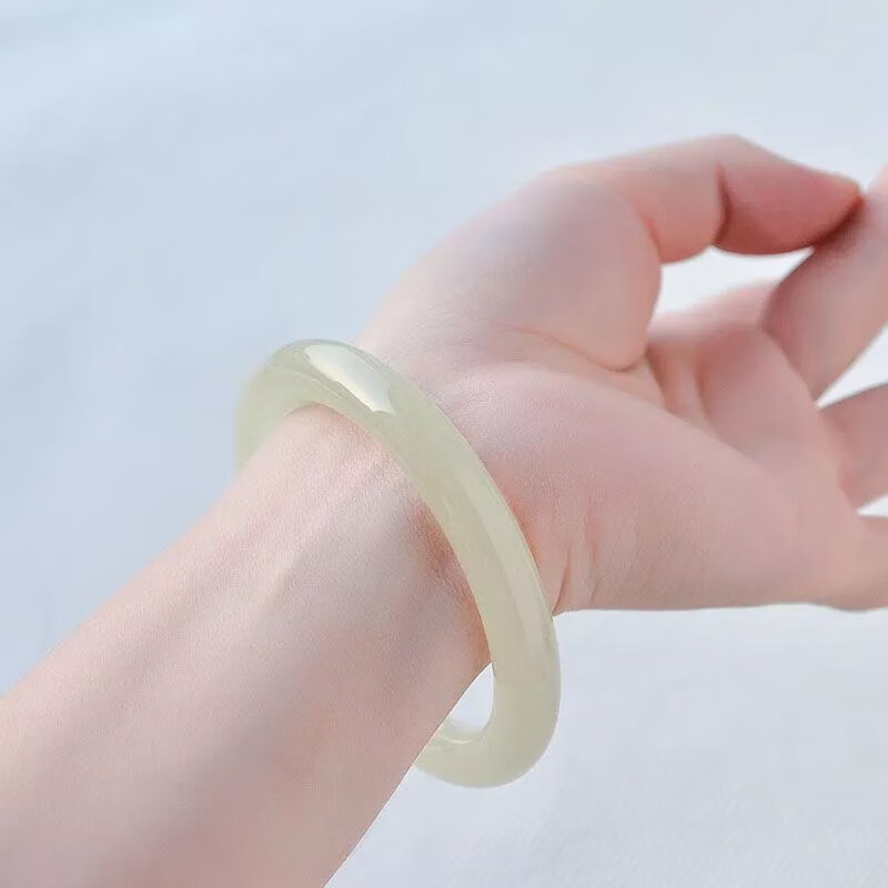 佩曼 青白阿富汗玉手镯女冰种阿富汗玉圆条叮当小众镯子年轻款酷 56mm