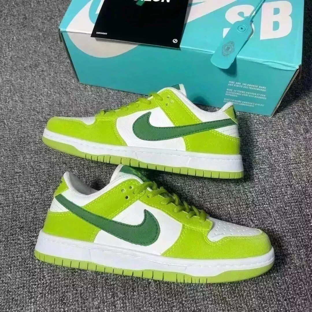 虞萌馨迪鞋子男士夏季休闲时尚sb男女百搭校园运动aj配裙子高街潮板鞋