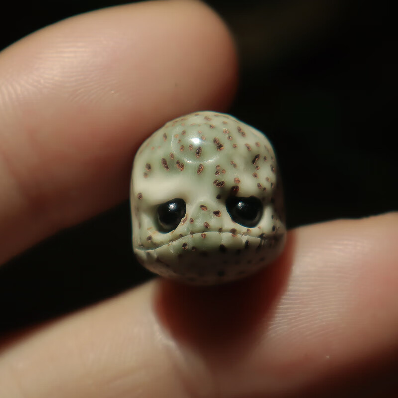 淘吻 海南星月菩提雕刻骷髅阿呆 镶嵌24金手工恶灵佛珠搭配配饰 素珠